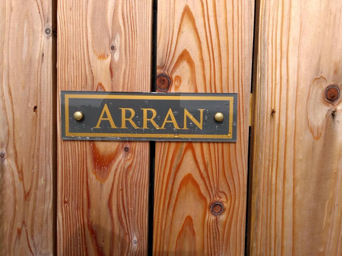 Cleeves Cabins Arran Luxury Lodge With Hot Tub Dalry  Exterior foto